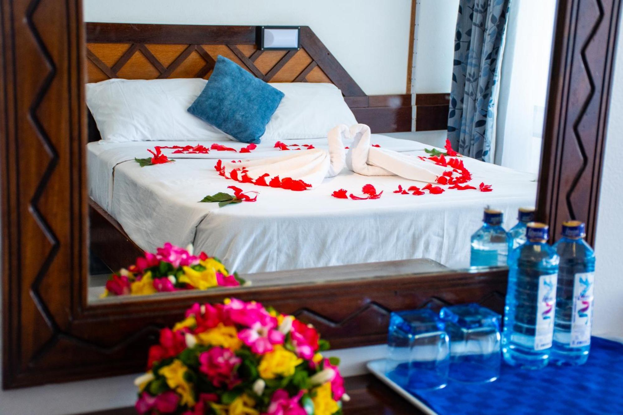 Mombasa Beach Hotel Exterior foto