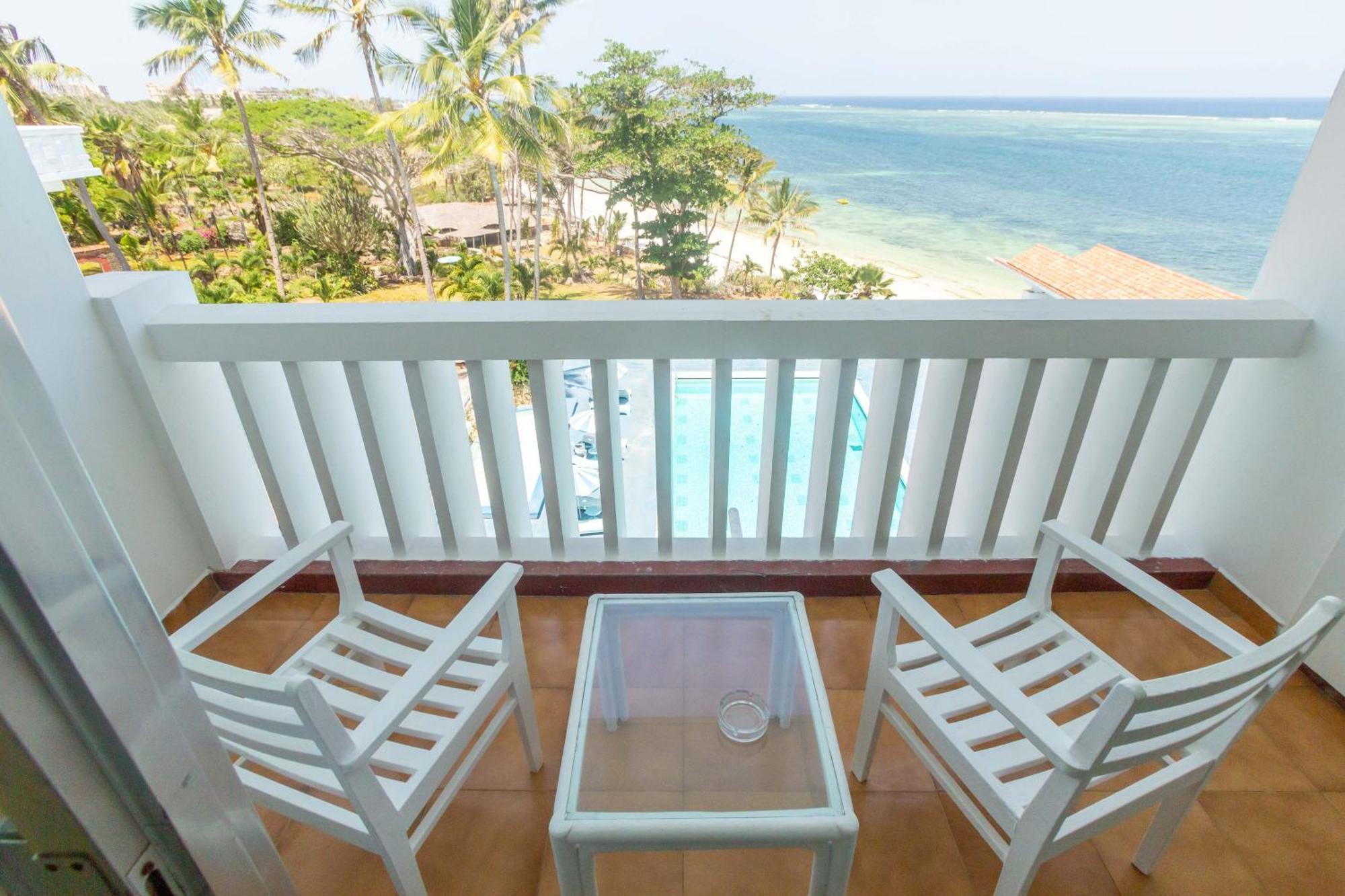 Mombasa Beach Hotel Exterior foto